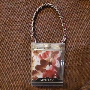 Mini flask-floral design